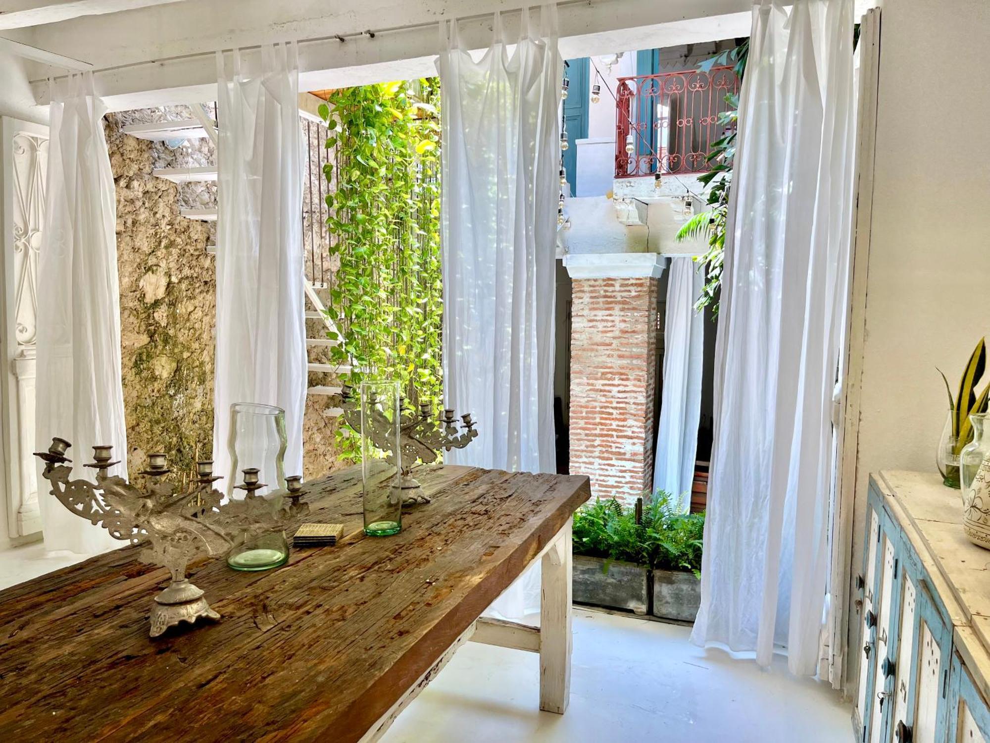 By Calamari Homes - Casa Aura Victoria Walled Сasa de vacaciones *