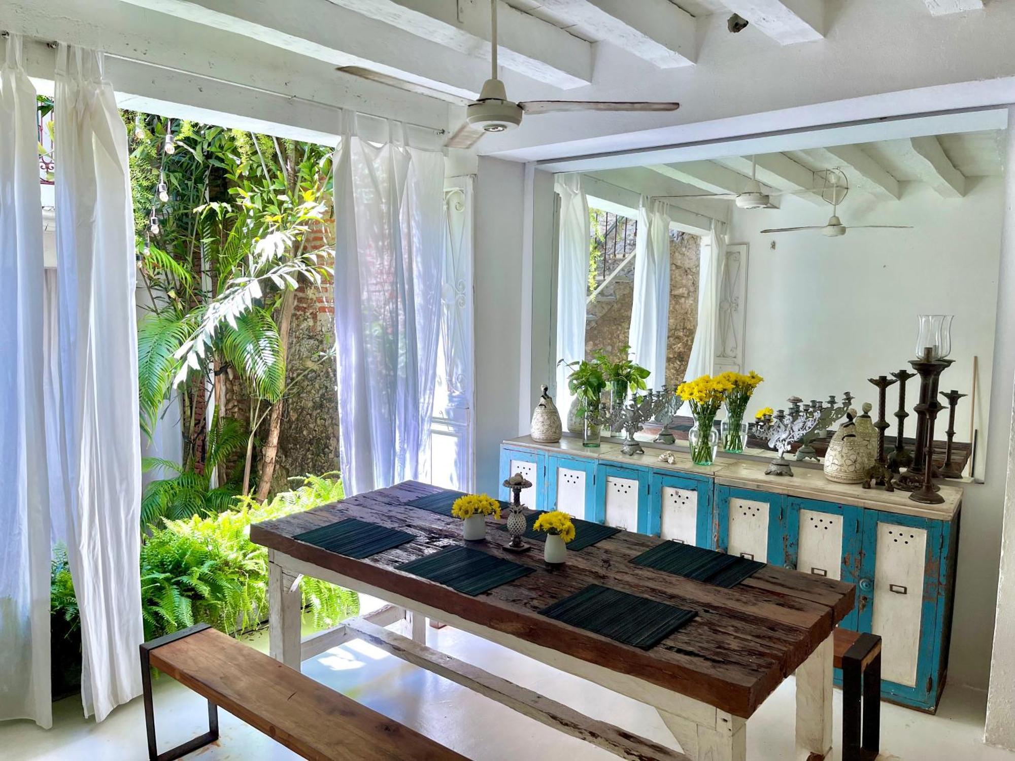 Сasa de vacaciones By Calamari Homes - Casa Aura Victoria Walled *