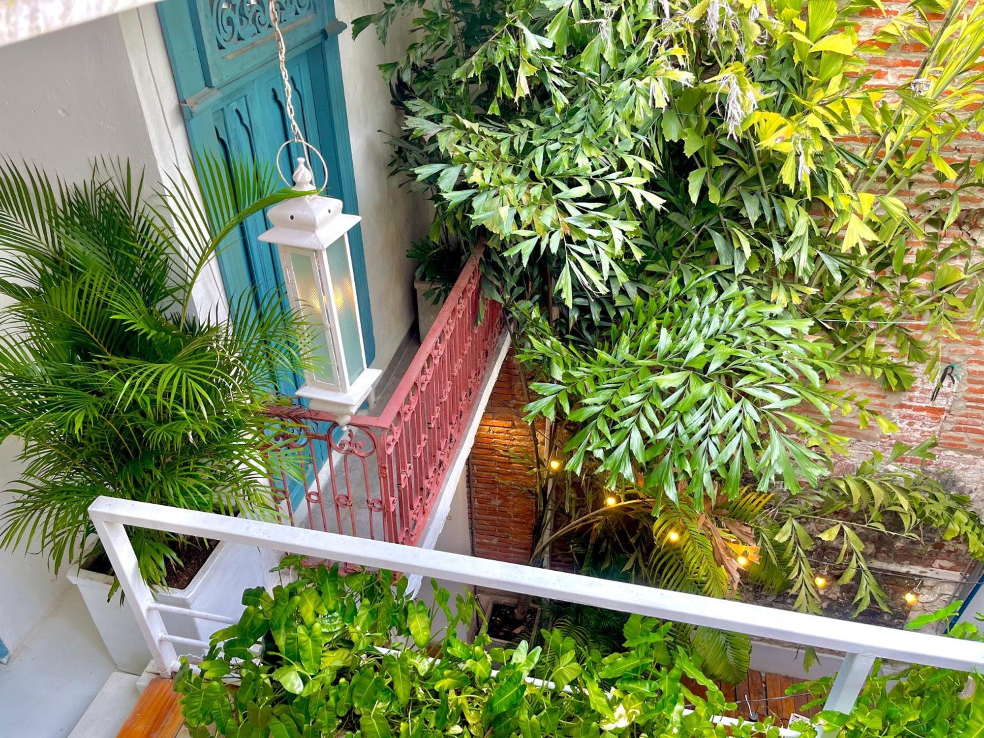 By Calamari Homes - Casa Aura Victoria Walled Cartagena