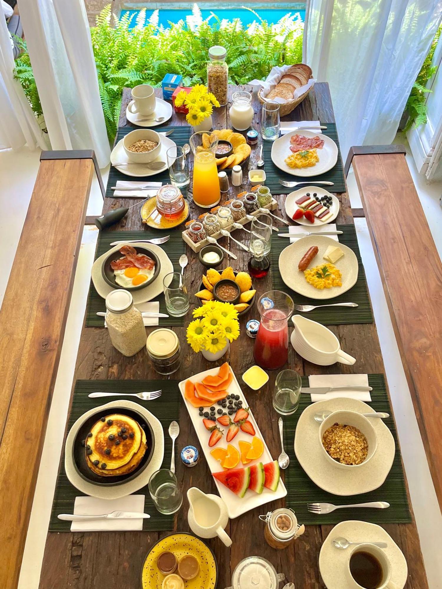 Сasa de vacaciones By Calamari Homes - Casa Aura Victoria Walled